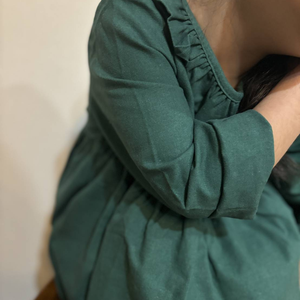 レトロなフリル襟女の子ワンピース 緑色