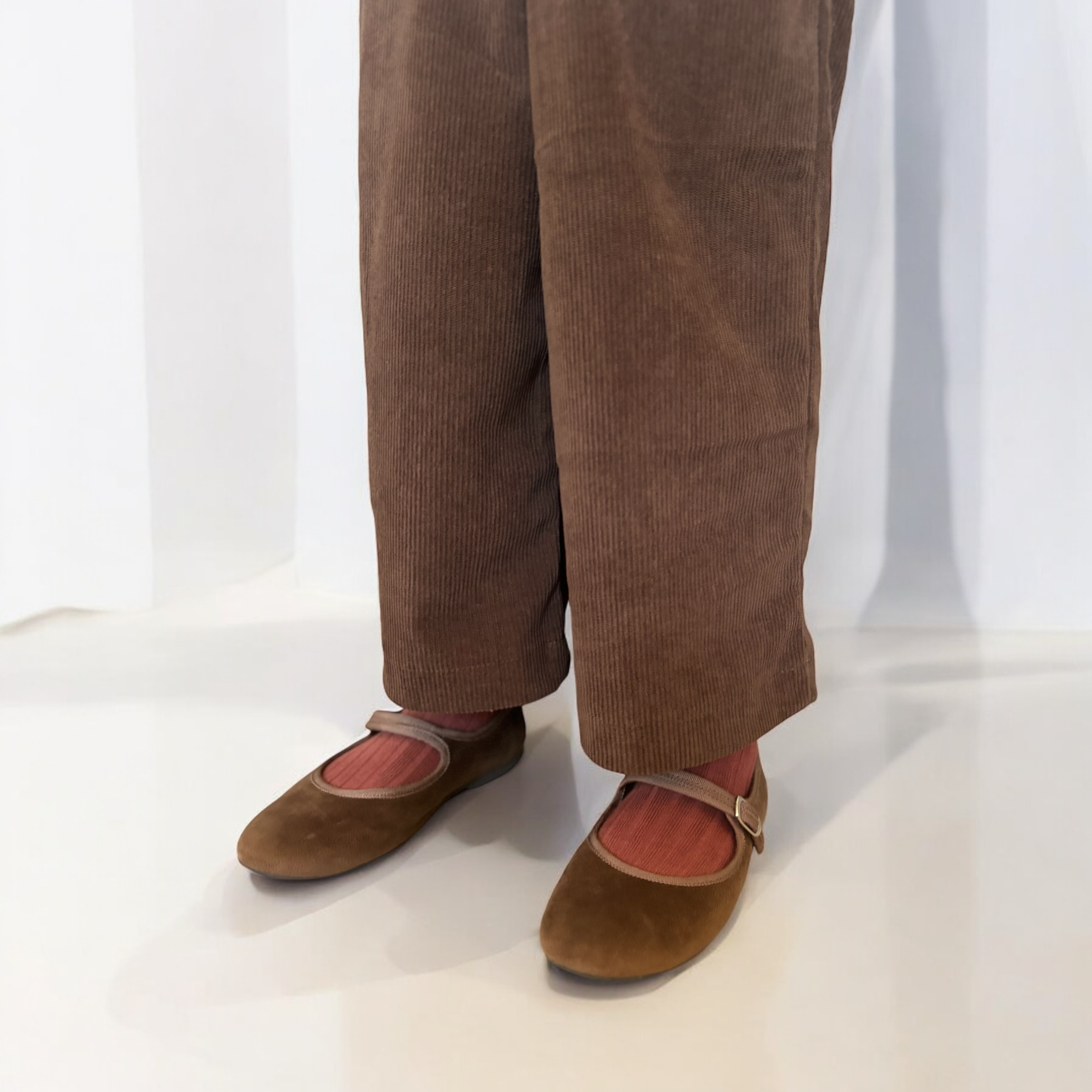 Soft & Lightweight Corduroy pants