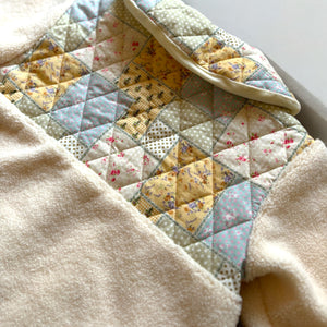 パッチワークのキッズアウター