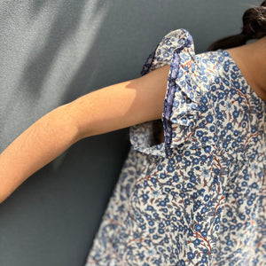 フリル袖花柄キッズワンピース