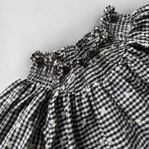 mutta. ギンガムチェック上下セットアップ 女の子 キッズ 長袖ブラウスとフリルパンツ レース使いが上品なおしゃれ服