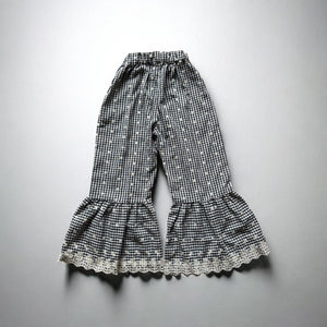 mutta. ギンガムチェック上下セットアップ 女の子 キッズ 長袖ブラウスとフリルパンツ レース使いが上品なおしゃれ服