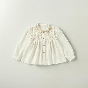 ベビーキッズ向けの丸襟の刺繍ブラウス