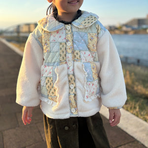 パッチワークのキッズアウター