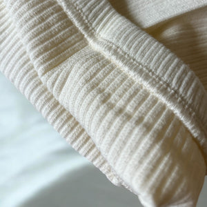 キッズ向けのレース付きレギンス