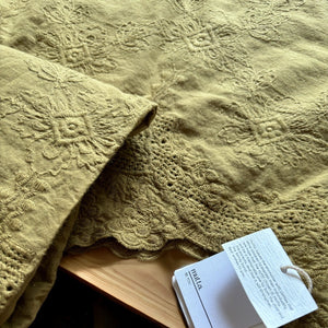 ノースリーブのレトロなキッズセットアップ