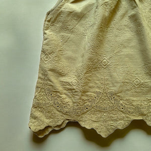 ノースリーブのレトロなキッズセットアップ