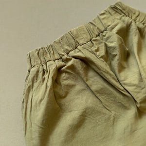 ノースリーブのレトロなキッズセットアップ