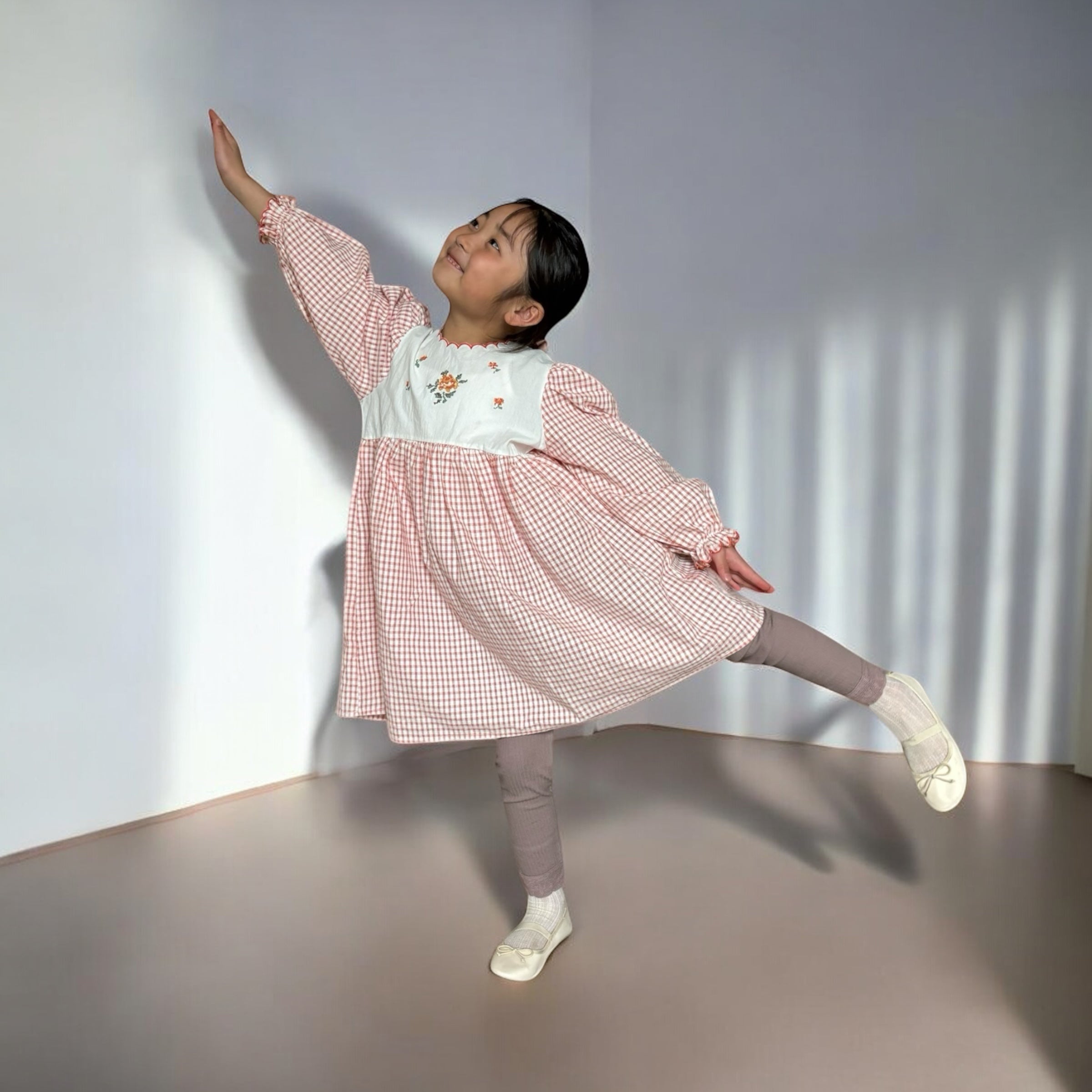 キッズ用のレギンスパンツ|リブ|レース付きレギンス|オフホワイト